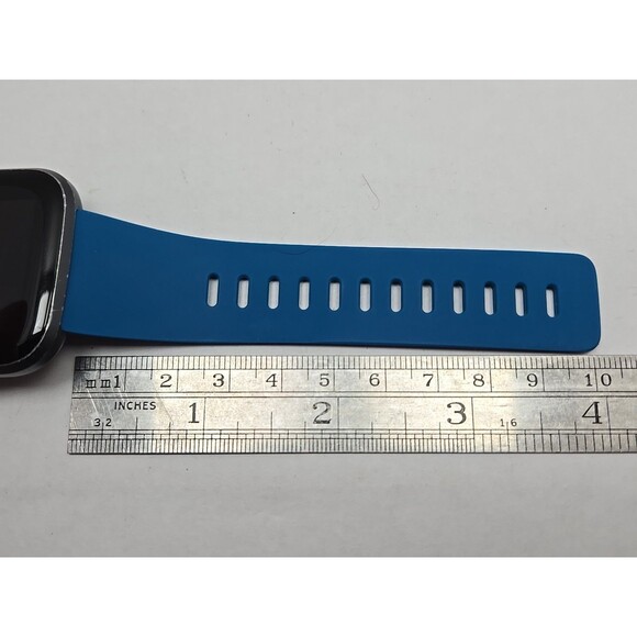 Fitbit Versa 2 Smartwatch Gray 40mm Alexa WR50M Always On Display W/ Charger - Picture 8 of 11